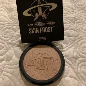 JSC X MannyMUA Collab Highlighter